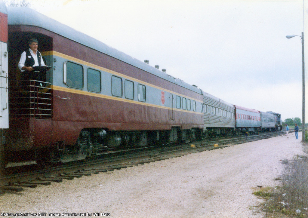 WC Business Car 800197 "Prairie Rose"